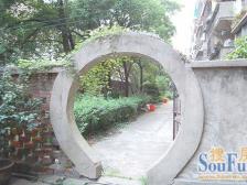 师大南路33号塑料二厂宿舍 南北通透,采光好 装修好,环镜优美 近地铁 视野好,诚心出售