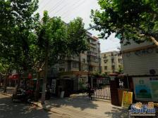 杨浦区朝南一房一厅,楼层比较好,位置也好