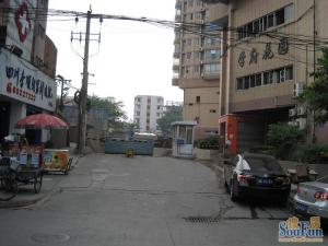 学府花园3室2厅南