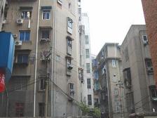 慧园街 南北通透,采光好 近地铁 中间楼层