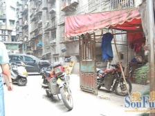 带落地阳台、房型方正、正规居室、小区环境安静