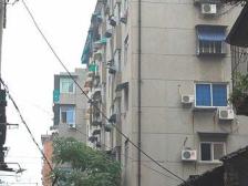 松柏 小 学 象山南路干家大屋巷三楼通透两房采光好装修好