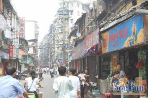 带子街南北通透,采光好近地铁视野好,诚心出售