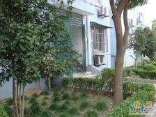 此房满五年,看房很方便,楼层也好业主把钥匙留给我了