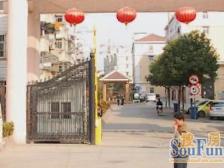 一梯两户,环境优美,闹中取静,带阁楼,开放式厨房,诚意出售,带露台