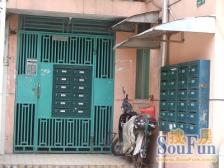 静安好房近地铁 92年三楼 得房率高停车方便