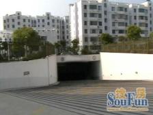 此房全明户型,干净整洁,光线充足。