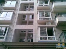 电梯房正规一室一厅带外阳台,位置南坪福利社车站