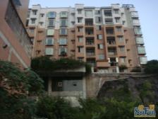 圣湖品质精装2房 户型方正 临湖环境好 距离轻轨近