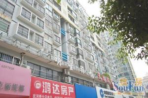 朝阳嶺秀 南北通透,采光好 装修好,环镜优美 视野好,诚心出售