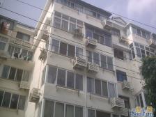 东三小区一房一厅,边套南北通透,价格美丽