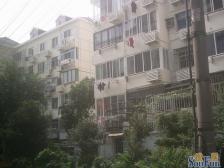 精装一室户,楼层好,位置佳,买下即可入住,看房方便