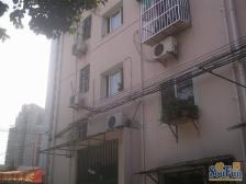 塘桥地铁站,南北两房,一楼带院子,有钥匙随时看