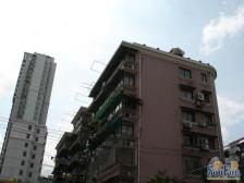业主诚意出售,此房厨卫全明,采光视野好