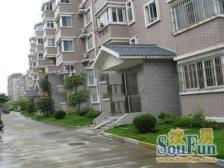 公司力荐,高得房率,地铁大型商场齐全,固定车位。