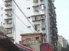 豫章后街(豫章美食城) 南北通透,采光好 装修好,环镜优美 视野好,诚心出售