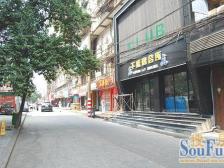 豫章后街(豫章美食城) 南北通透,采光好 装修好,环镜优美 视野好,诚心出售