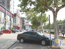 昌和峰水鉴 南北通透,采光好 装修好,环镜优美 中间楼层