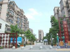 环境优雅低密度社区,楼层好价格实惠