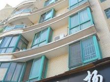 星加坡花园 南北通透,采光好 装修好,环镜优美 出行方便