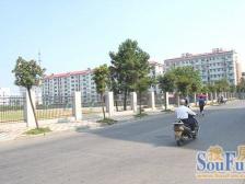 此房户型手续齐全,格局好,采光好,无遮挡,出行方便