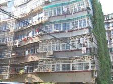 江铃桃花小区 南北通透,采光好 装修好,环镜优美 视野好,诚心出售