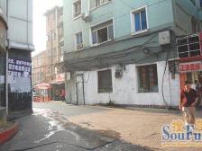 老福山火车站旁,站小,铁一,楼层好,交通便利