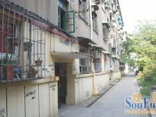 铁路五村 南北通透,采光好 装修好,环镜优美 近地铁 视野好,诚心出售