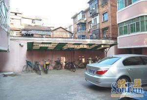 中间楼层带储藏间,小区环境好,居住温馨舒适