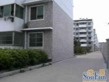 在小区的位置好采光好飞机户型南北通