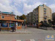 错层大三房,满五年 地铁口, ,看房随时