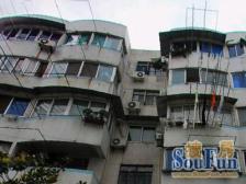 不限购,宝龙商圈地铁房,可以省去装修的烦恼,拎包入住吧