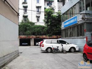 芳草东街54号3室2厅南