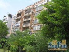 交通便利,配套设施齐全,户型格局通透,有车位可卖