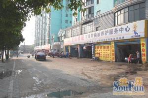 采光充足,双地铁口,物业管理严谨,生活便利