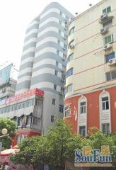 胜利路南北通透,采光好近地铁视野好,诚心出售