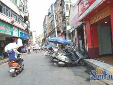 房型方正、正规居室、可以拎包入住、小区环境安静、前后视线好、