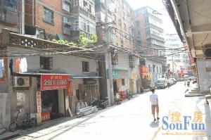 坝口巷南北通透,采光好近地铁中间楼层