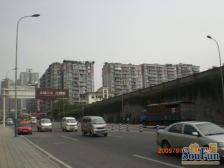 市六院旁+双轻轨+交通便利+生活配套齐全