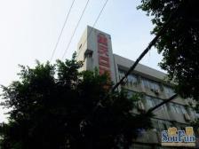 小区一楼,房子户型方正,采光好!交通方便