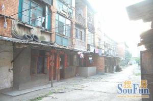 上海路639号橡胶厂宿舍 南北通透,采光好 近地铁 视野好,诚心出售