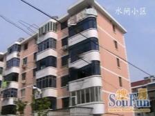 地铁口精装修 全明户型中间楼层可拎包入住