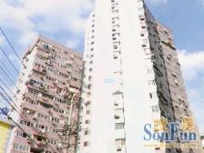精装修,拎包入住,展示面很好,满五为一,没有s费