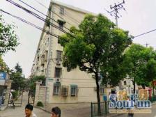 一梯三户,主卧朝南,品质小区,环境优美,居家装修
