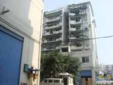 回兴大转盘 顶楼跃层 使用面积220 急售