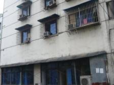 南坪东路 金泰大厦三房51万