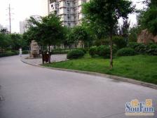 南坪 南源居三房138万