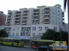 小区户型方正 地段好 业主诚心出售