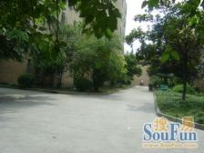 中间楼层 总价低 户型好 配套齐全 出门方便