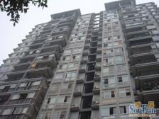 观音桥旁精装三房,户型方正,采光视野好,近轻轨